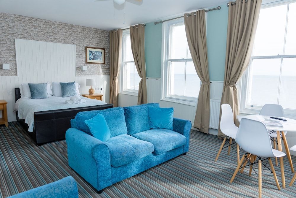 The Clarendon Hotel 2