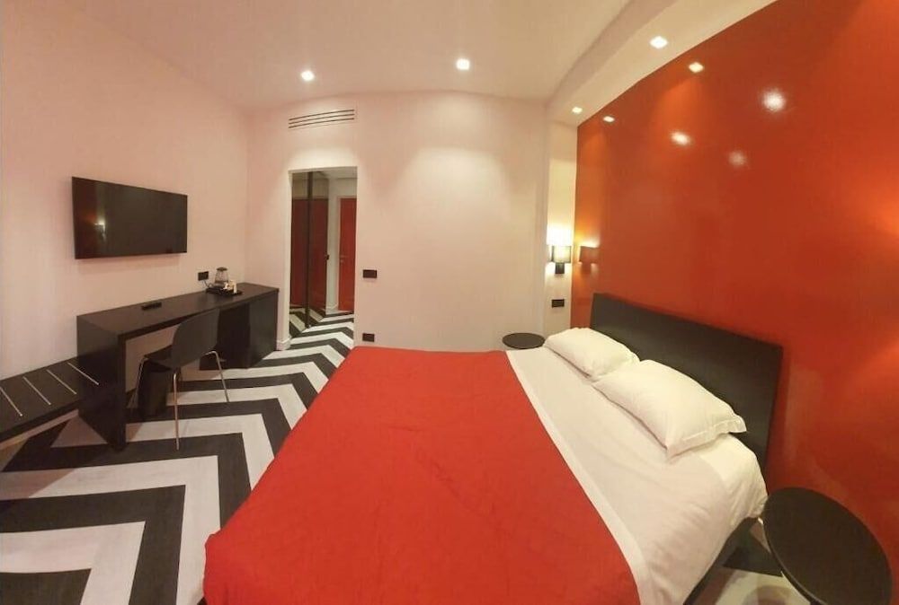The White Lodge 1