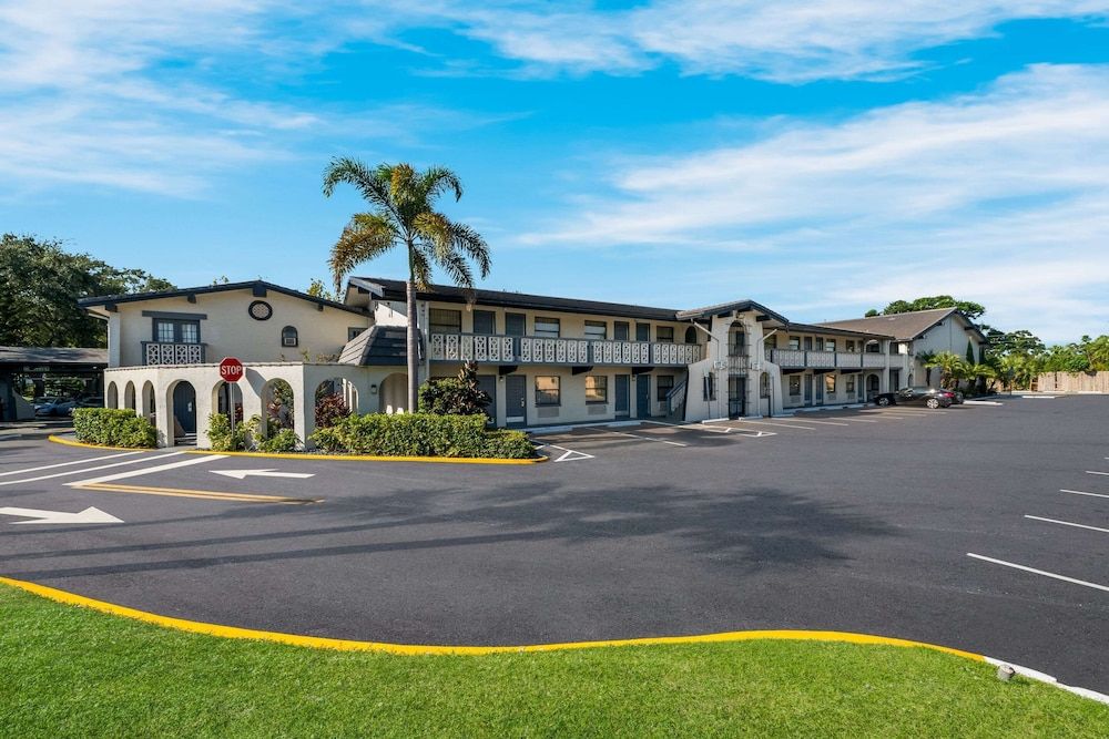 Quality Inn & Suites Altamonte Springs Orlando-North 1
