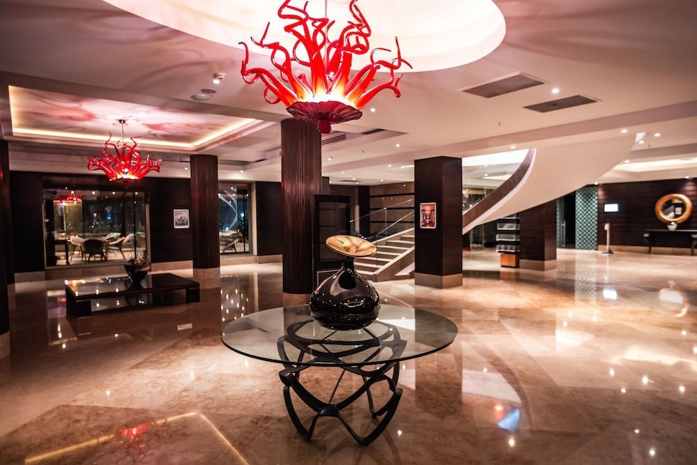 Hotel Çelik Palas Convention Center & Thermal SPA 2
