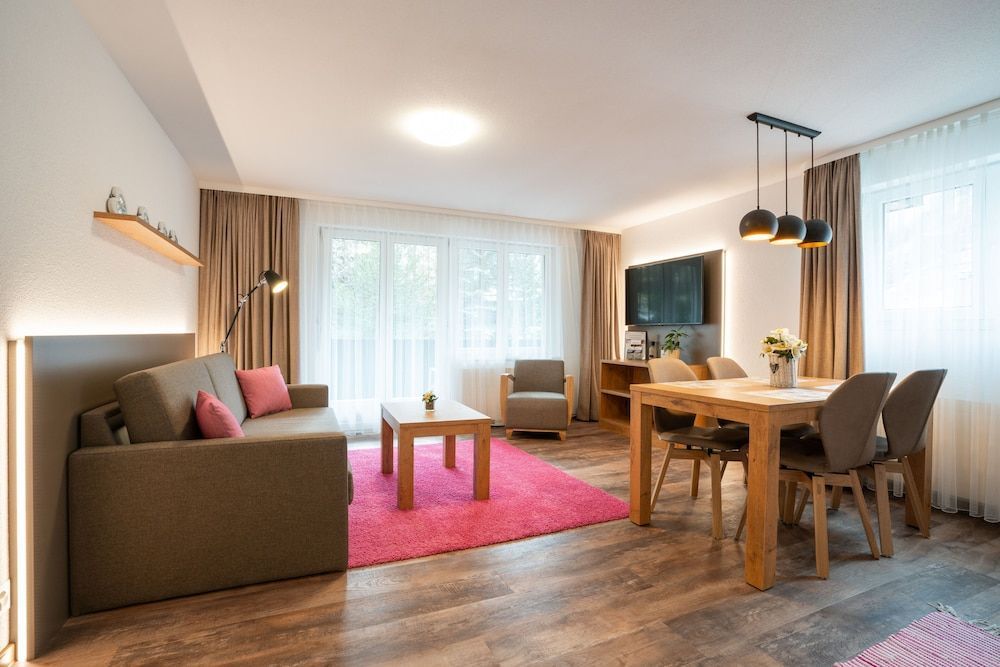 Patricia self-check-in Apartments & Spa Access at Alpen Resort 1