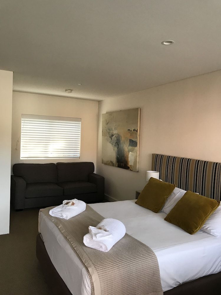 Thirroul Beach Motel 2