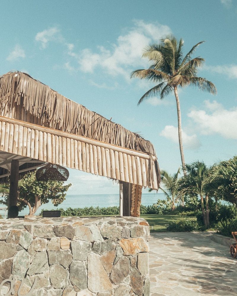 Long Bay Beach Resort 1
