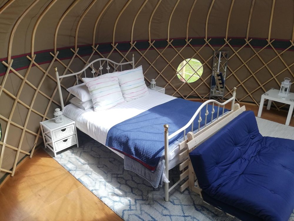 Looe Yurts 2