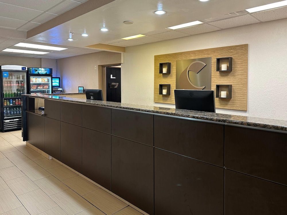 Charlotte Suites by IHG 2