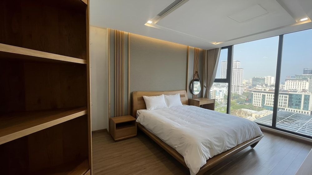 Vinhomes Metropolis Ha Noi-Gem Apartment 2