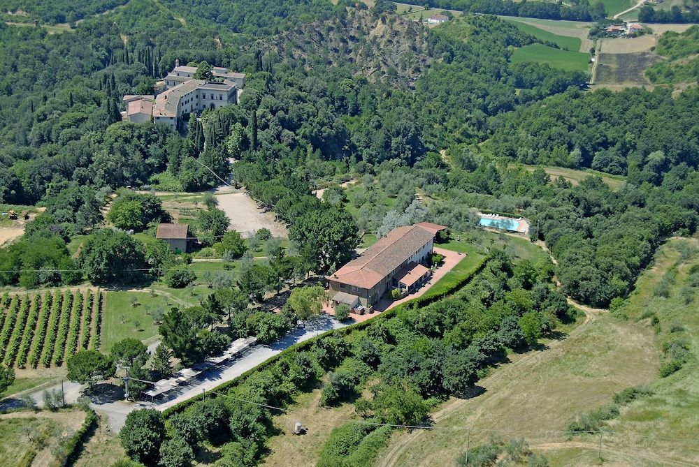 Agriturismo Antico Borgo Poggitazzi 1