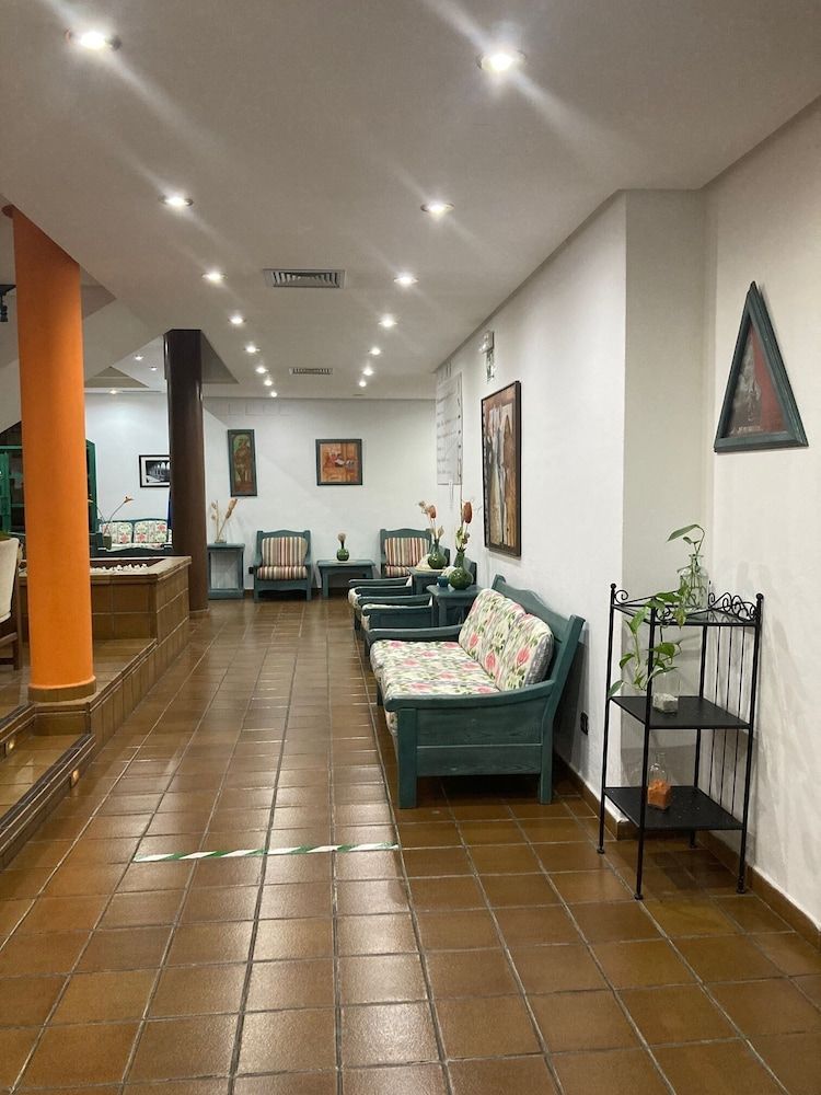 Hotel Almagro 2