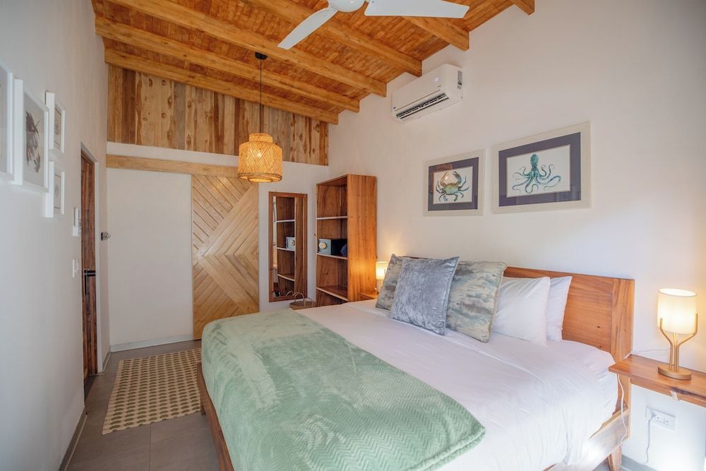 Blue Serenity Hotel 2