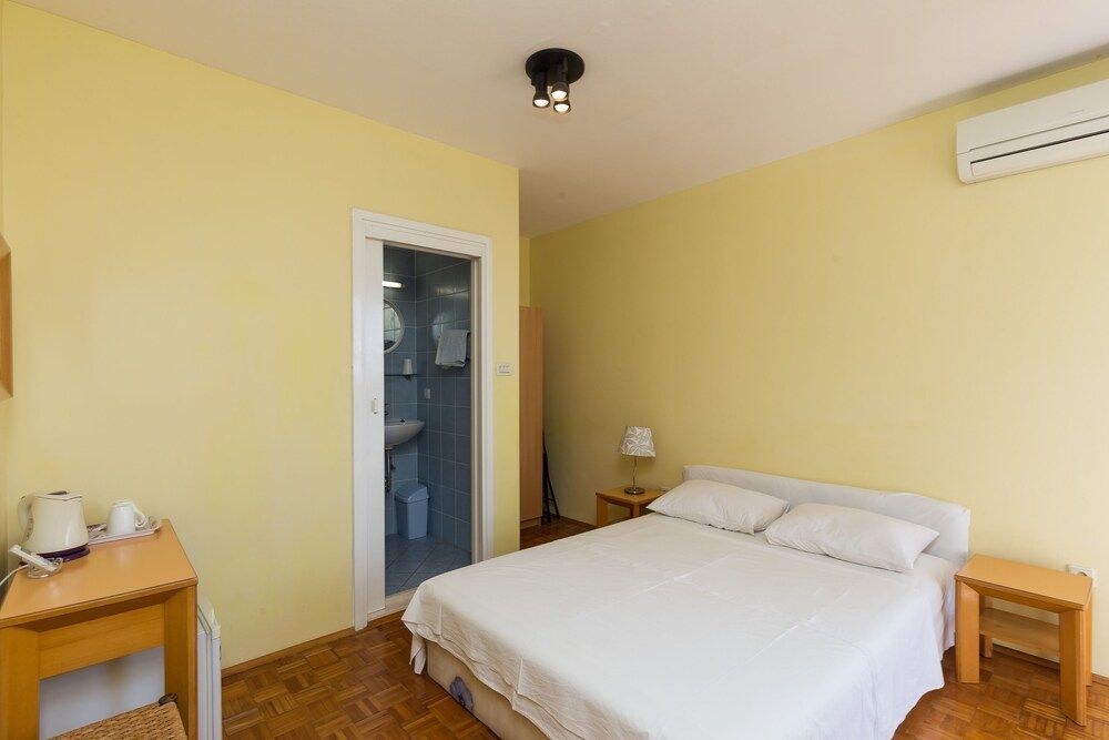 Beautiful Nest Rooms 2