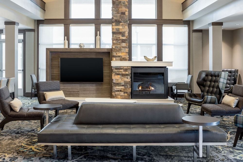 Residence Inn by Marriott Kansas City at The Legends 2