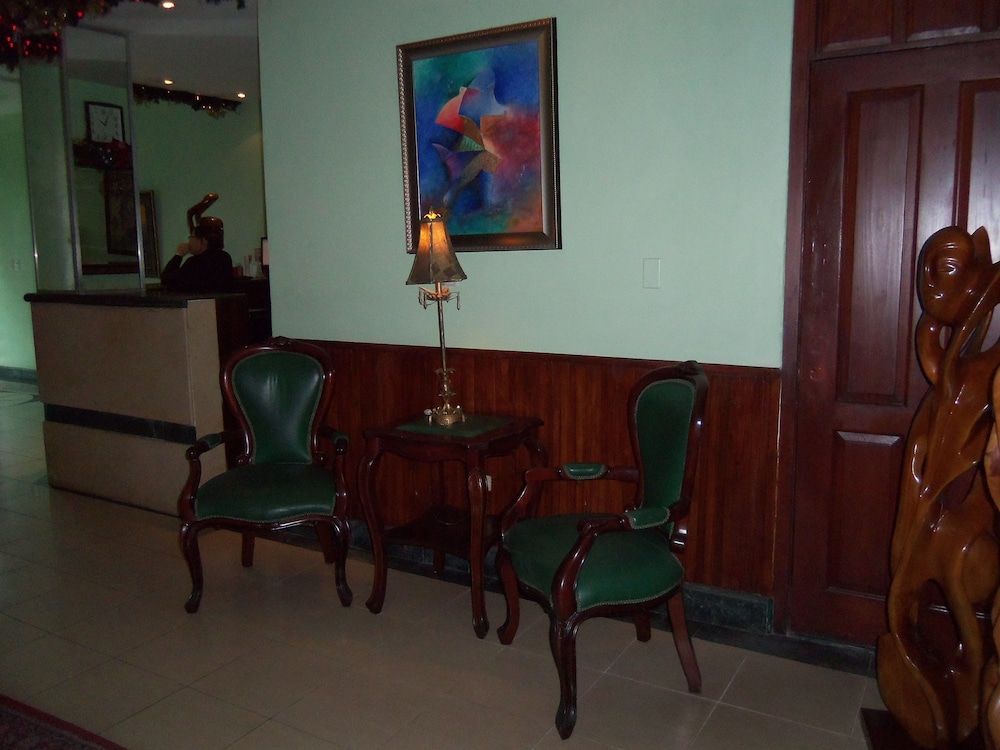 Hotel Discovery 2