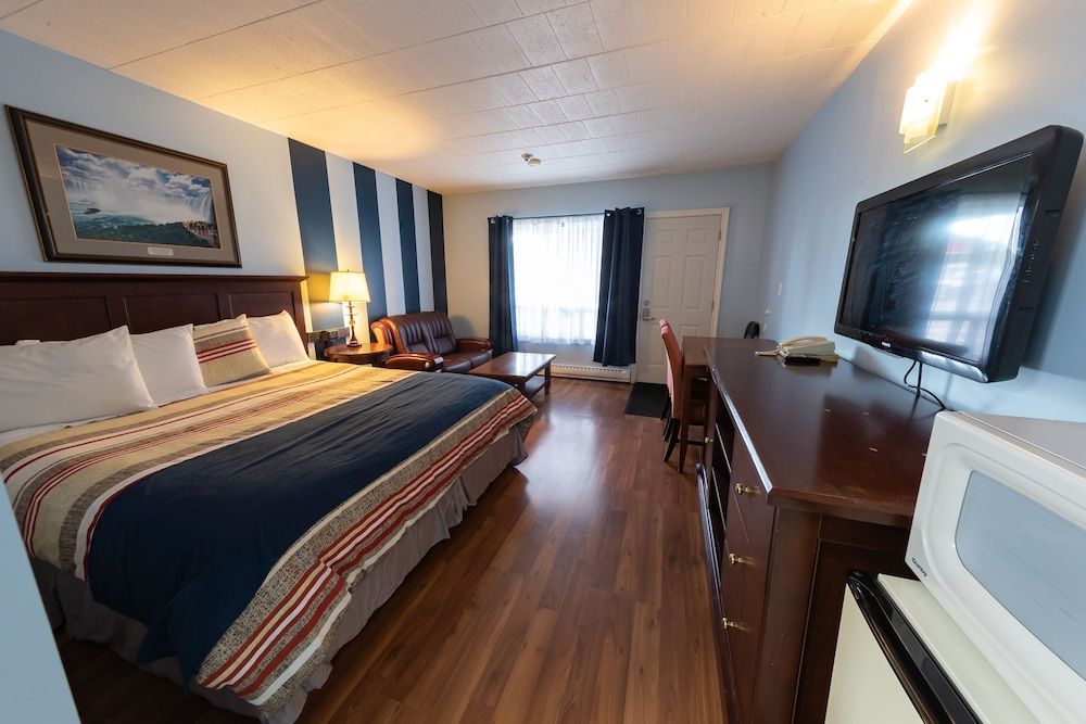 Villager Lodge Niagara Falls 1