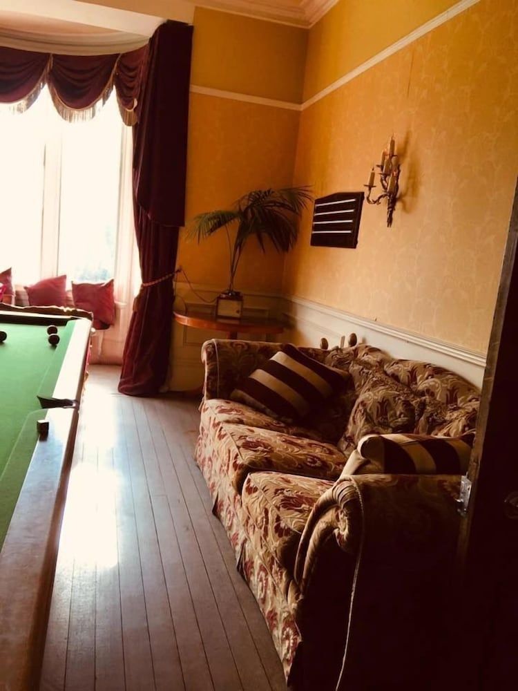 Brass Castle Country House Accommodation 2