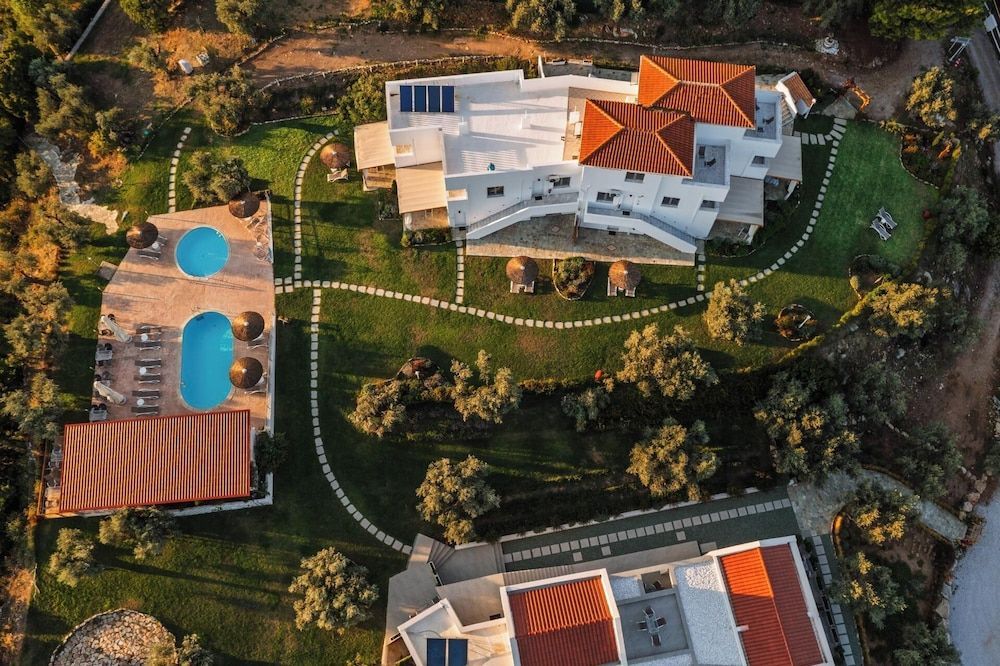 Cape Blue Suites 2