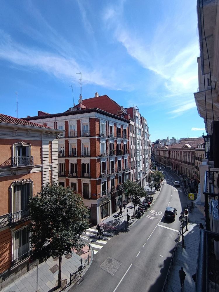 Hostal New Life Madrid 1