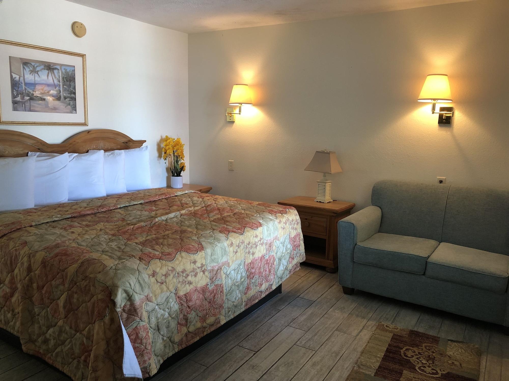 Holiday Terrace Beachfront Hotel, A By The Sea Res 1