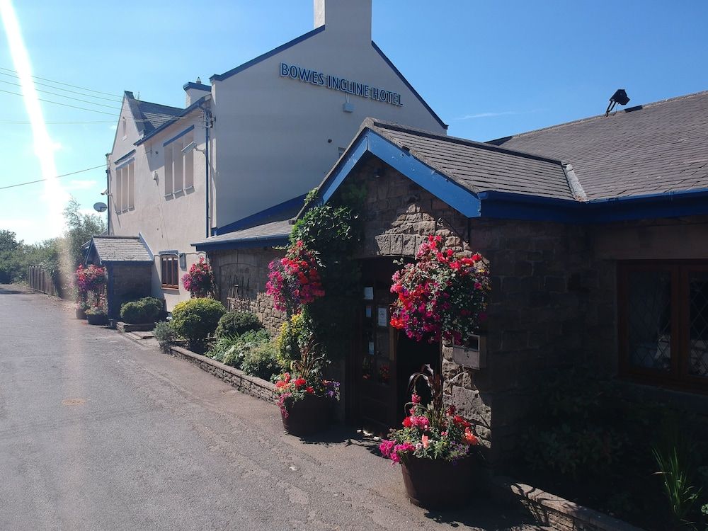 Bowes Incline Hotel 1