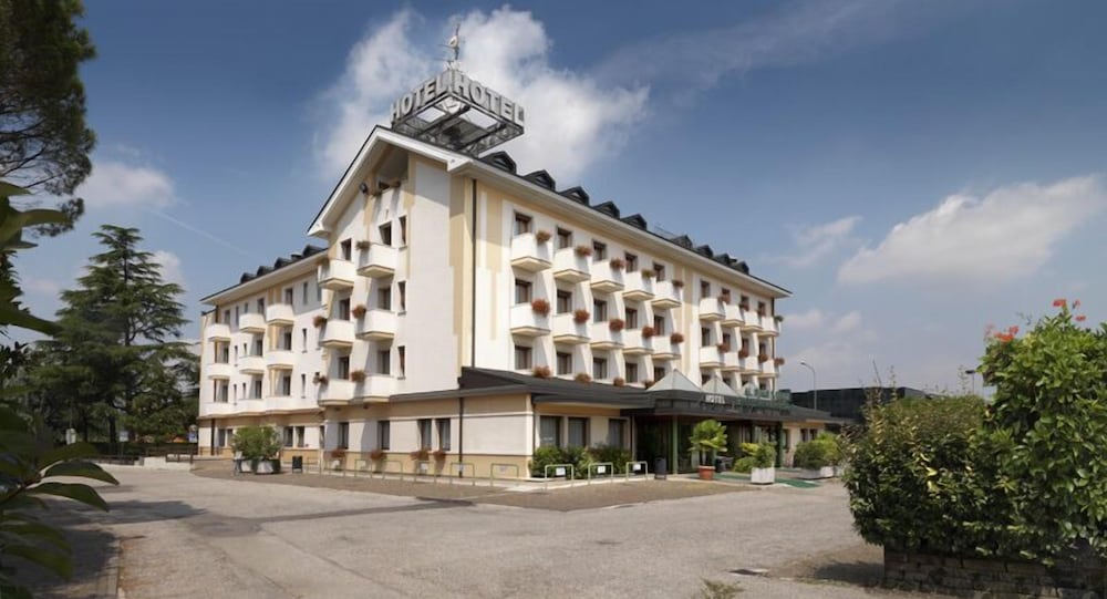 Hotel Al Pino Verde 1