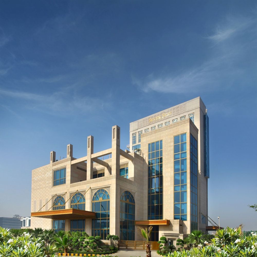 Seven Seas Hotel 1