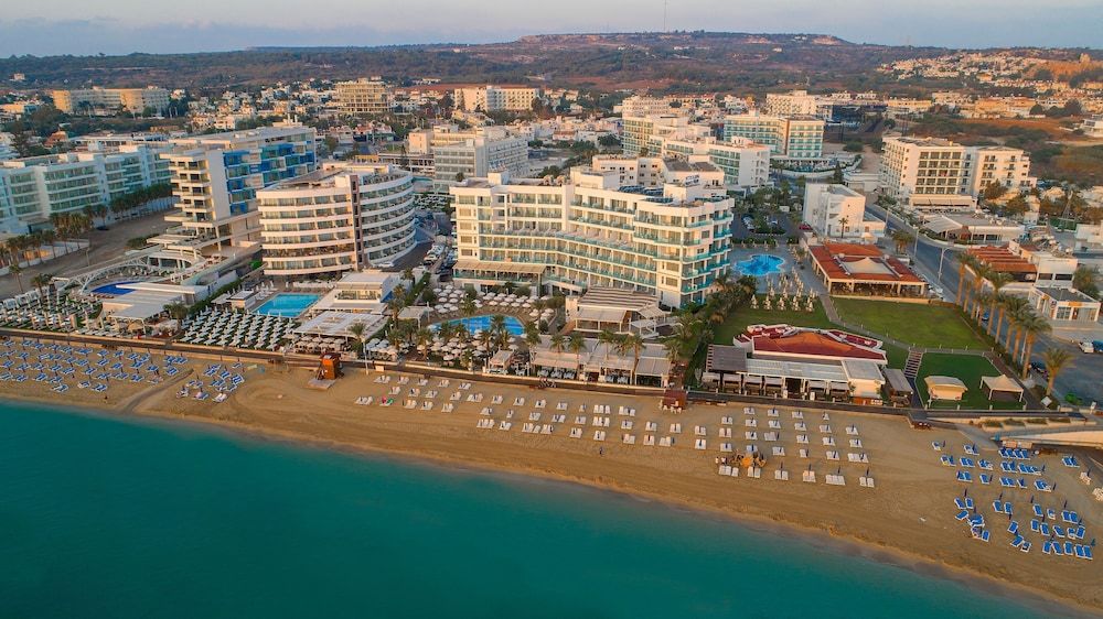 Vrissaki Beach Hotel 1