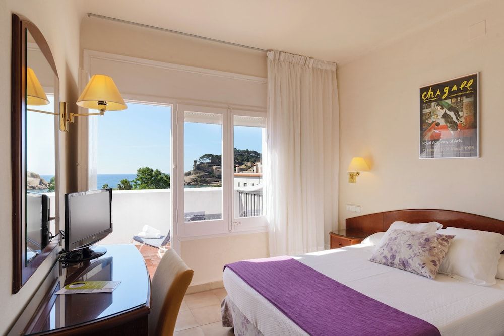 RVHotels Avenida 1