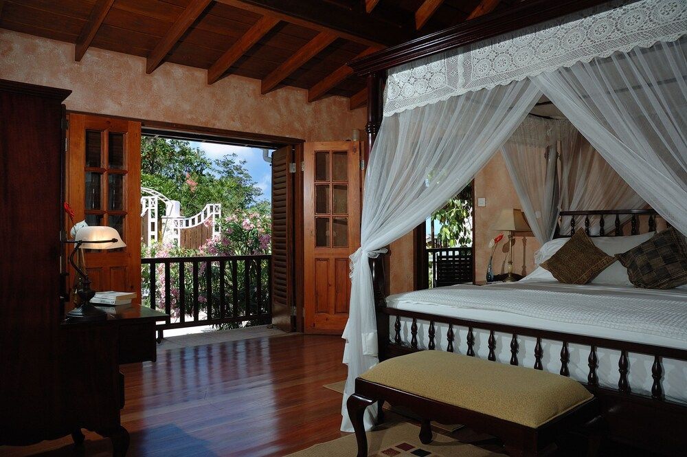 Spring Hotel Bequia 2