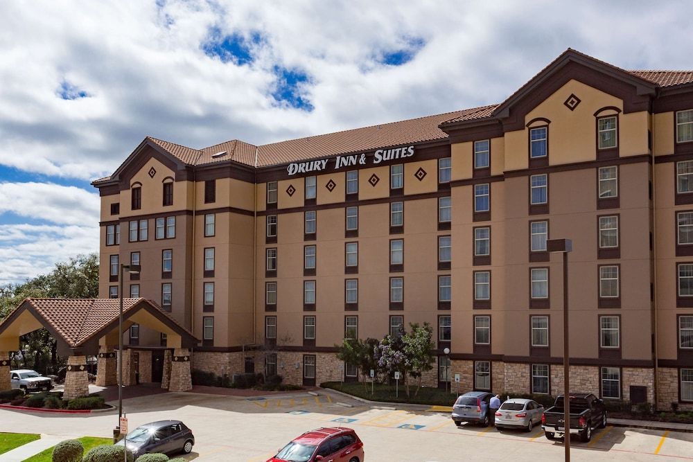 Drury Inn & Suites San Antonio North Stone Oak 1
