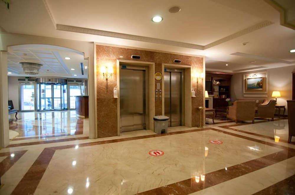 Taksim Metropark Hotel 2