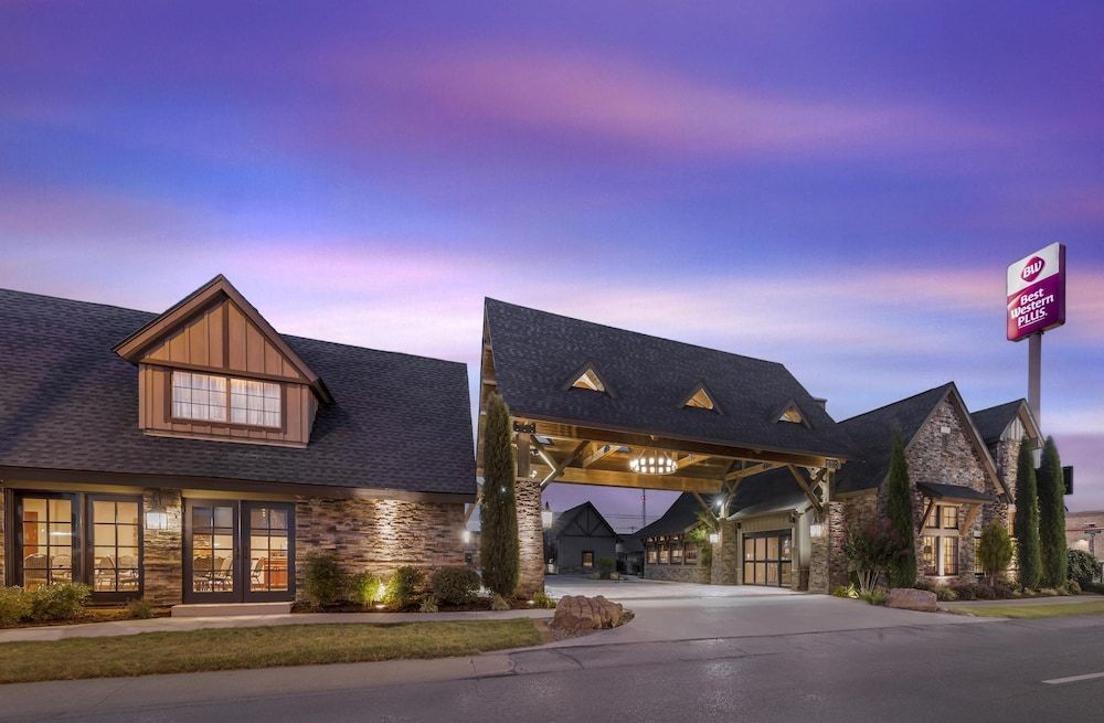 Best Western Plus Weatherford 1