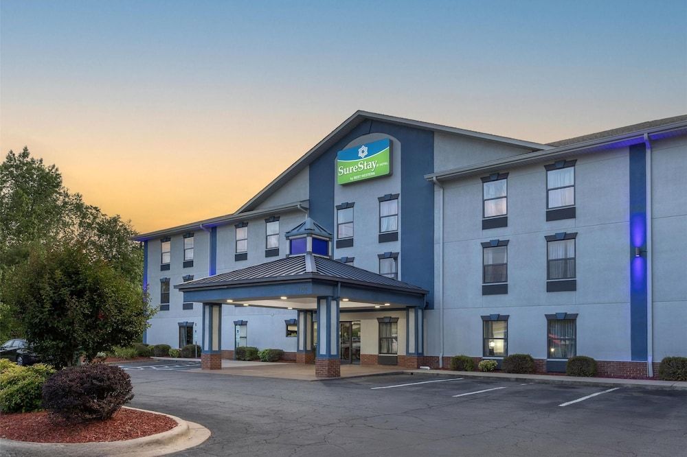 SureStay Hotel by Best Western Morganton 1