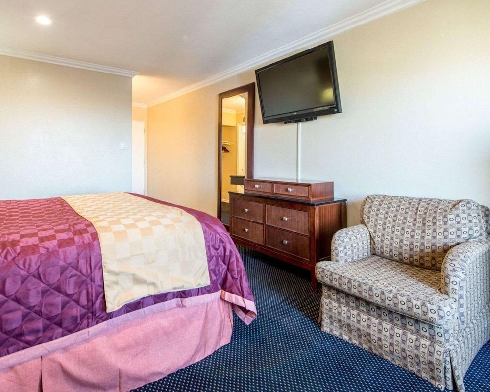 Queencity Inn 2