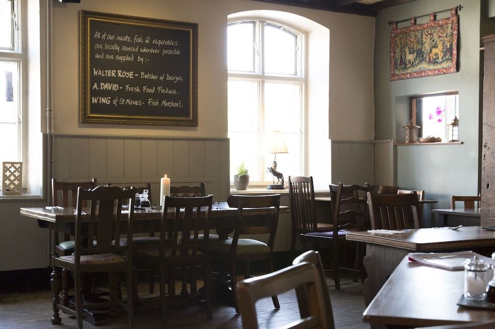 The Red Lion 2