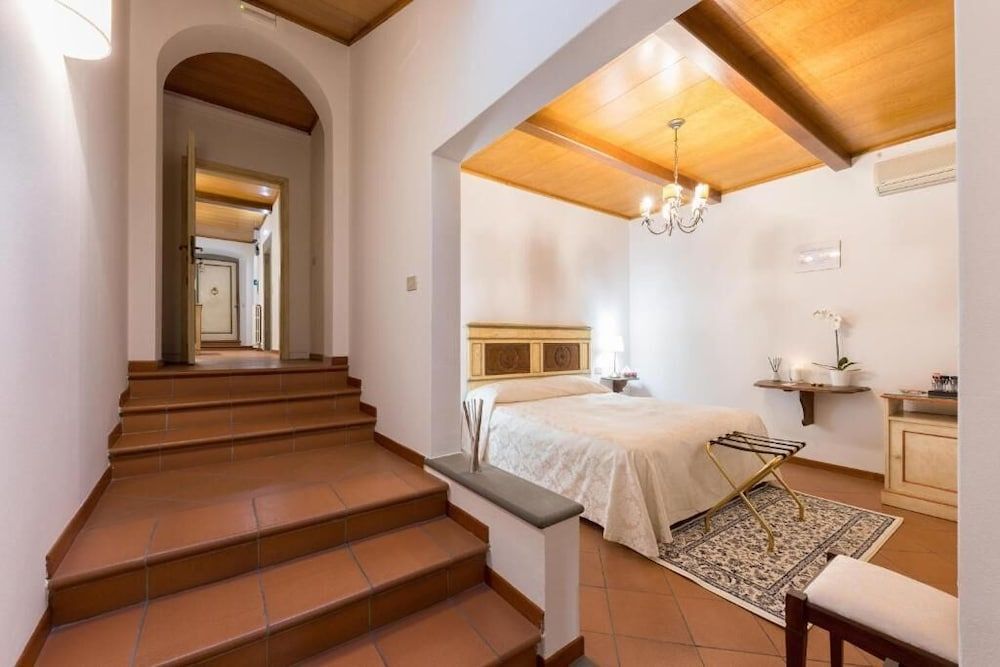 Numa Florence Palazzo Haggis 2