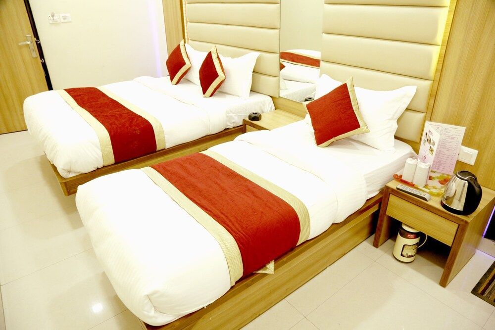 Hotel Pink City 1