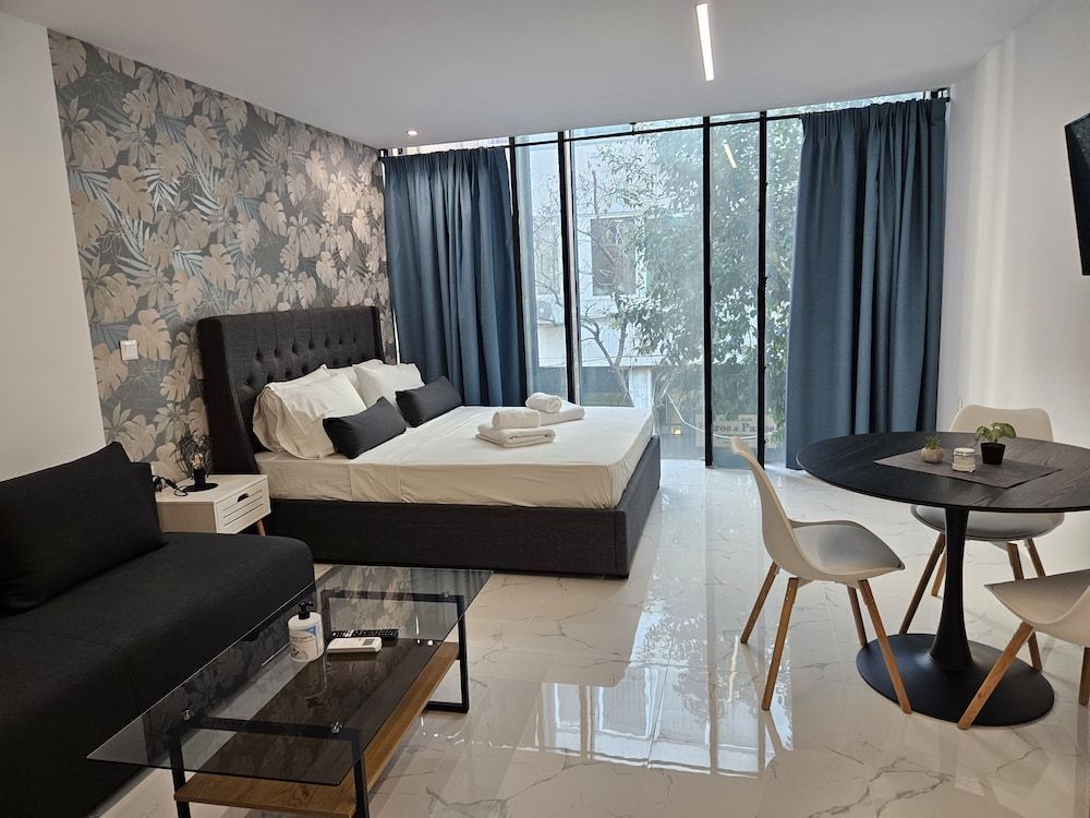 Nikis 20 Suites 2