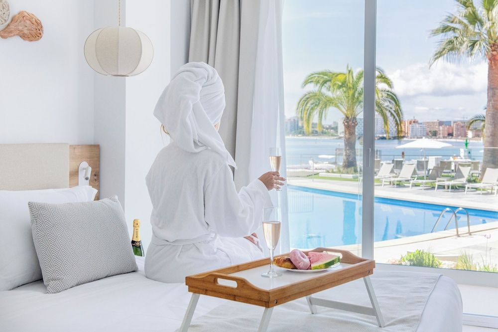 Suites ROC Portonova - Newly Renovated 2026 2