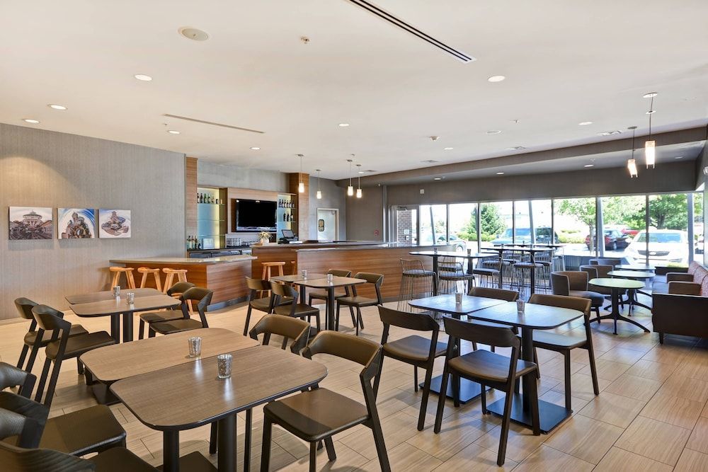 SpringHill Suites by Marriott Indianapolis Airport/Plainfield 2