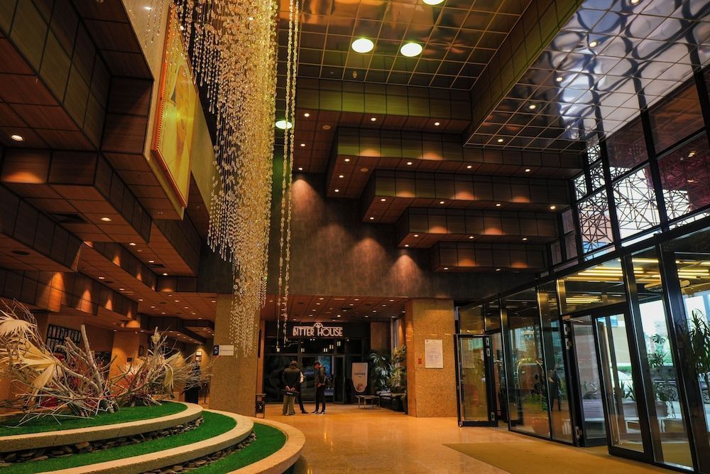 Chinggis Khaan Hotel 2