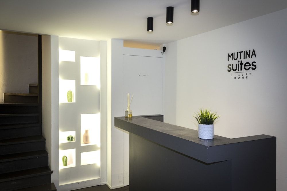 Mutina Suites 1