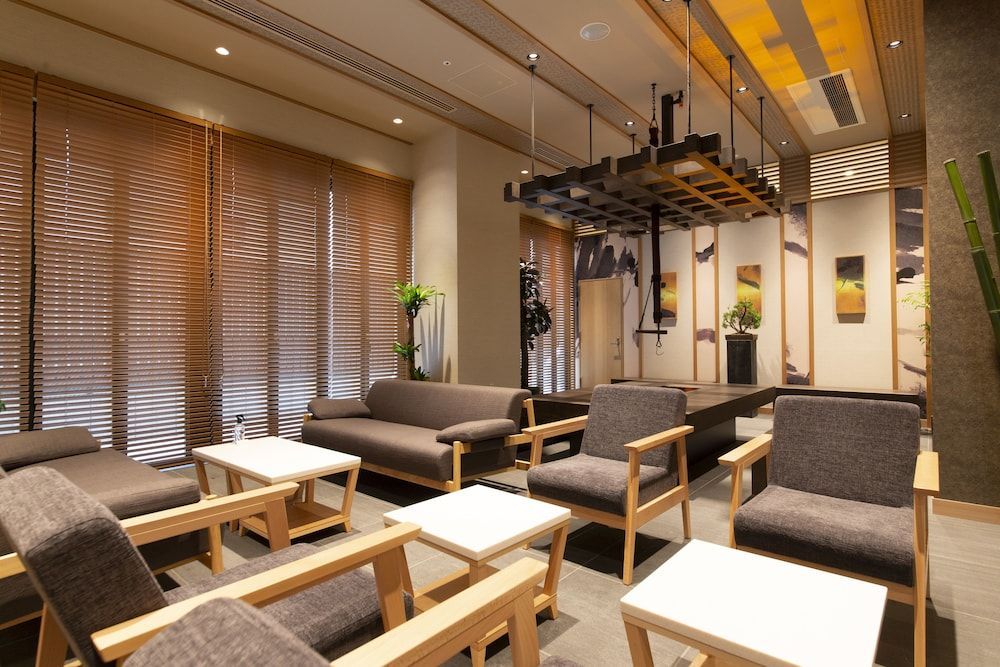 HOTEL HILLARYS Shinsaibashi 2