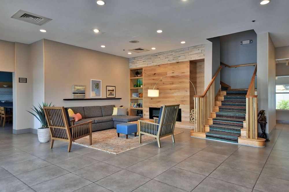 Country Inn & Suites by Radisson, Ocala Southwest 2