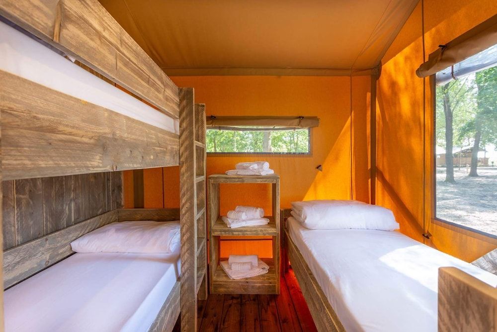 Agriturismo Tenuta Regina - Glamping luxury lodges and apartments 2