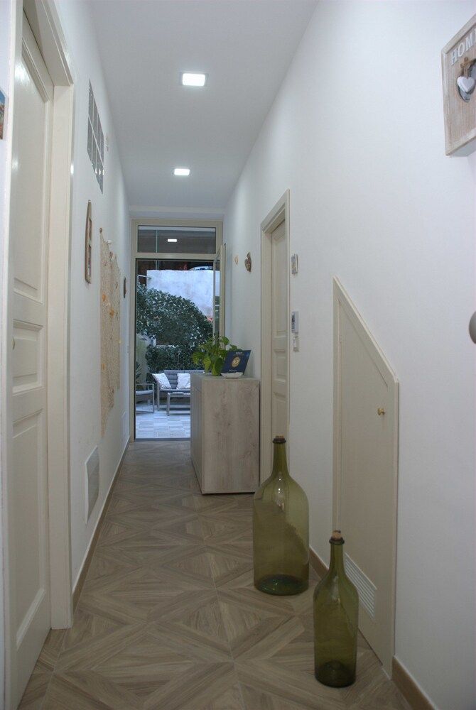 Portosalvo Rooms 2