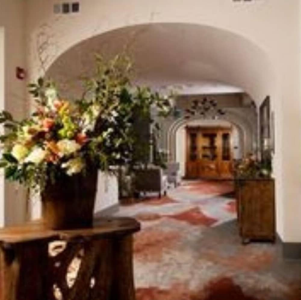 Gateway Hotel, Trademark Collection by Wyndham 2