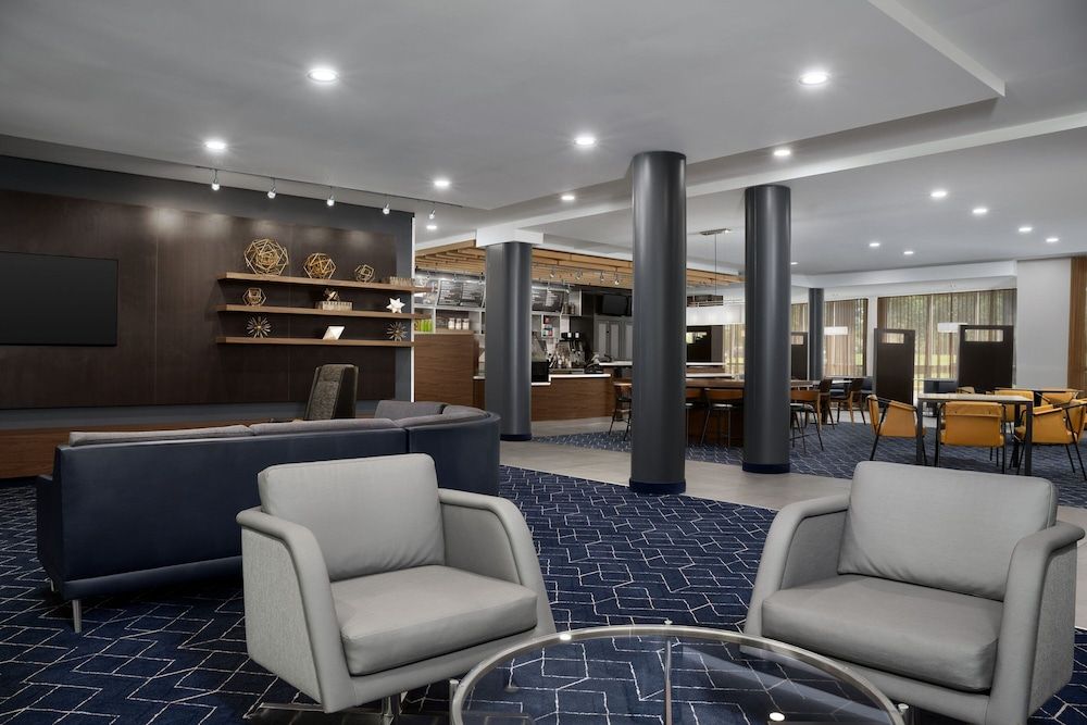 Courtyard by Marriott Philadelphia Bensalem 2