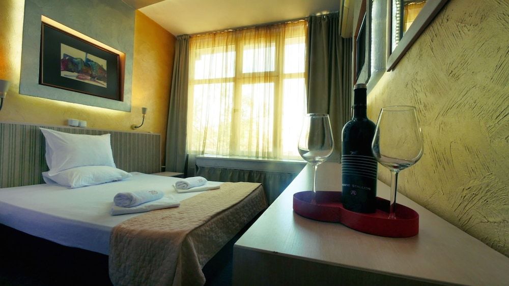 Hotel Alabin Central 1