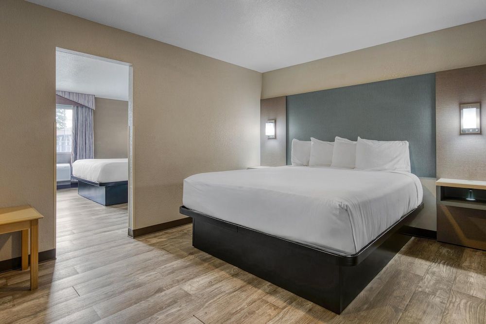 SureStay Hotel by Best Western Ukiah 1