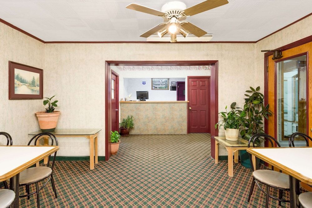 Knights Inn Galax 2