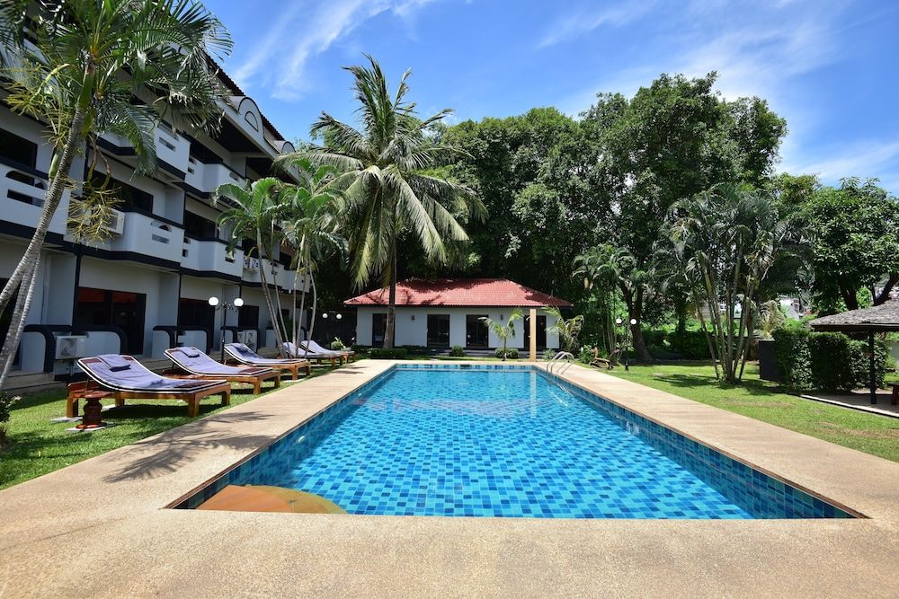 NR Nanai Patong 1
